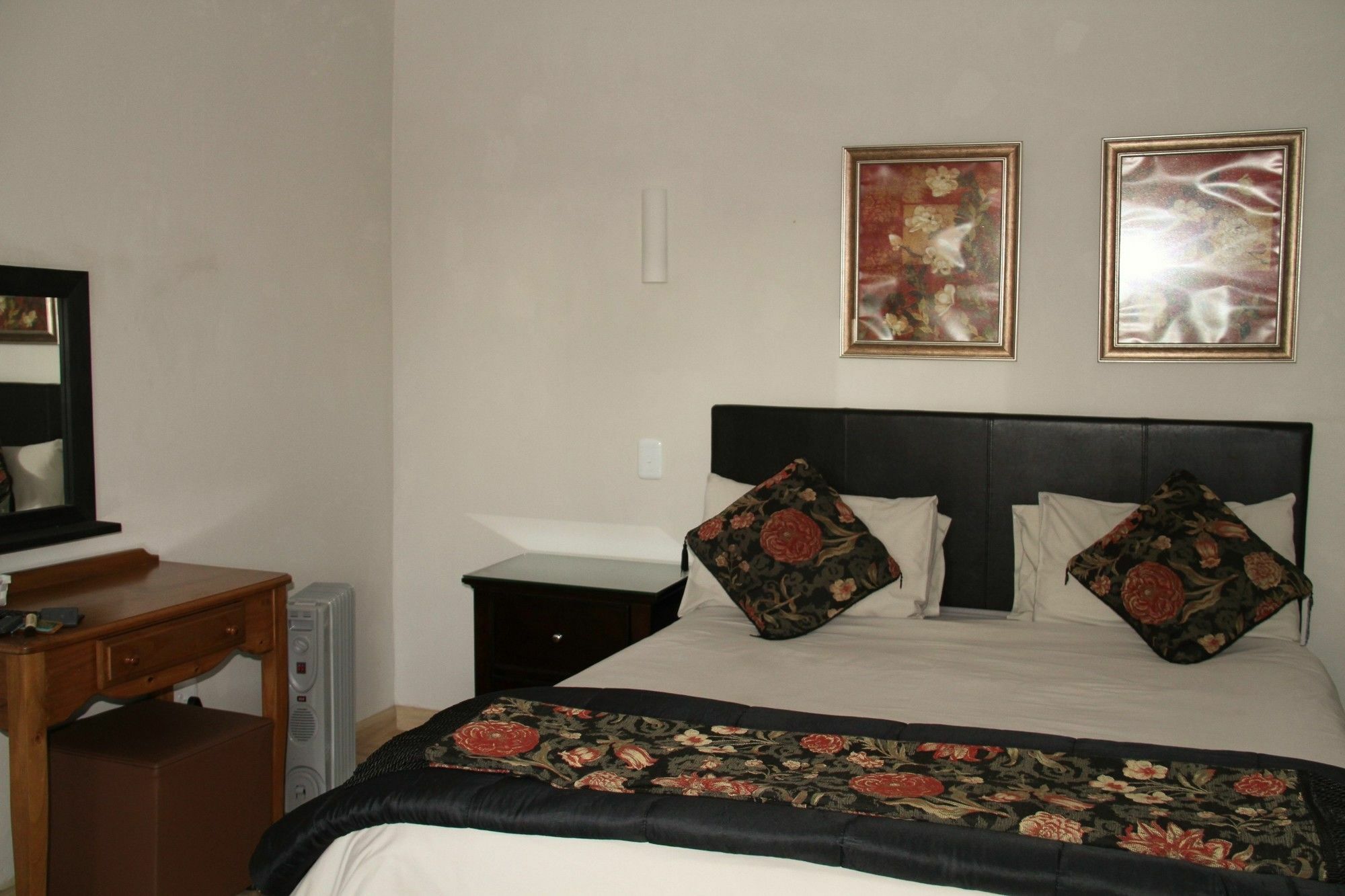 Port Elizabeth Guest House Esterno foto
